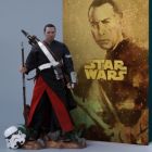 Hot Toys 1/6th Scale MMS403 Rogue One: A Star Wars Story Chirrut Îmwe Figure (Deluxe Version)