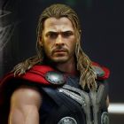 Hot Toys 1/6th Scale Avengers Age of Ultron Thor Figure