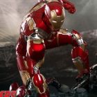 Hot Toys 1/6th Scale Avengers Age of Ultron Mark XLIII Diecast Figure