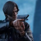 Hot Toys 1/6th Scale VGM22 Resident Evil 6: Leon S. Kennedy Collectible Figure