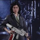 Hot Toys 1/6th Scale MMS366 Alien: Ellen Ripley Collectible Figure