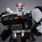 Takaratomy Transformers Masterpiece MP17 Prowl