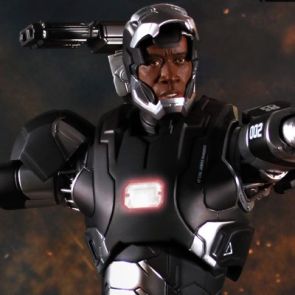Super Alloy 1/4th Scale Iron Man 3 War Machine Mark II Figure