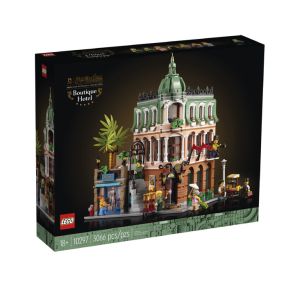LEGO Creator Expert 10297 Boutique Hotel (3066 Pieces)