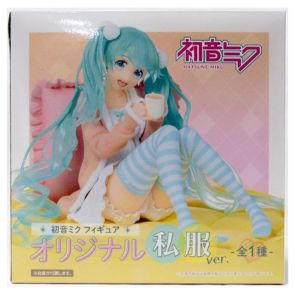 Taito Hatsune Miku Original Private Clothes Ver. Action Figure