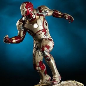 Sideshow 1/4 Scale Iron Man Mark 42 Maquette