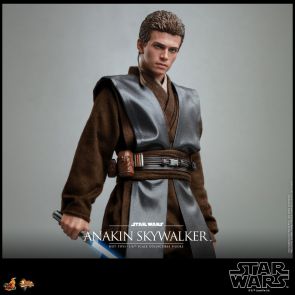 Hot Toys MMS677 Star Wars Episode II: Attack of the Clones - 1/6th scale Anakin Skywalker Collectible Figure