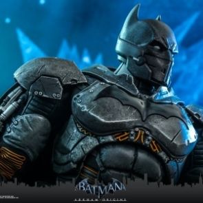 Hot Toys 1/6th Scale VGM52 Batman: Arkham Origins Batman (XE Suit) Collectible Figure