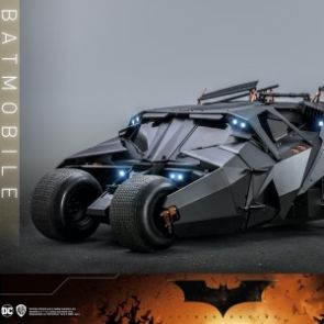 Hot Toys 1/6th Scale MMS596 Batman Begins: Batmobile Collectible Vehicle