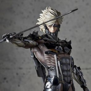Sentinel 1/6th Scale Metal Gear Rising Revengence Raiden PVC Statue