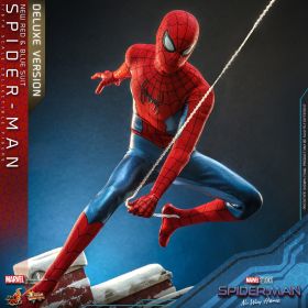 Hot Toys MMS680 Spider-Man: No Way Home - 1/6th scale Spider-Man (New Red and Blue Suit) Collectible Figure (Deluxe Version)